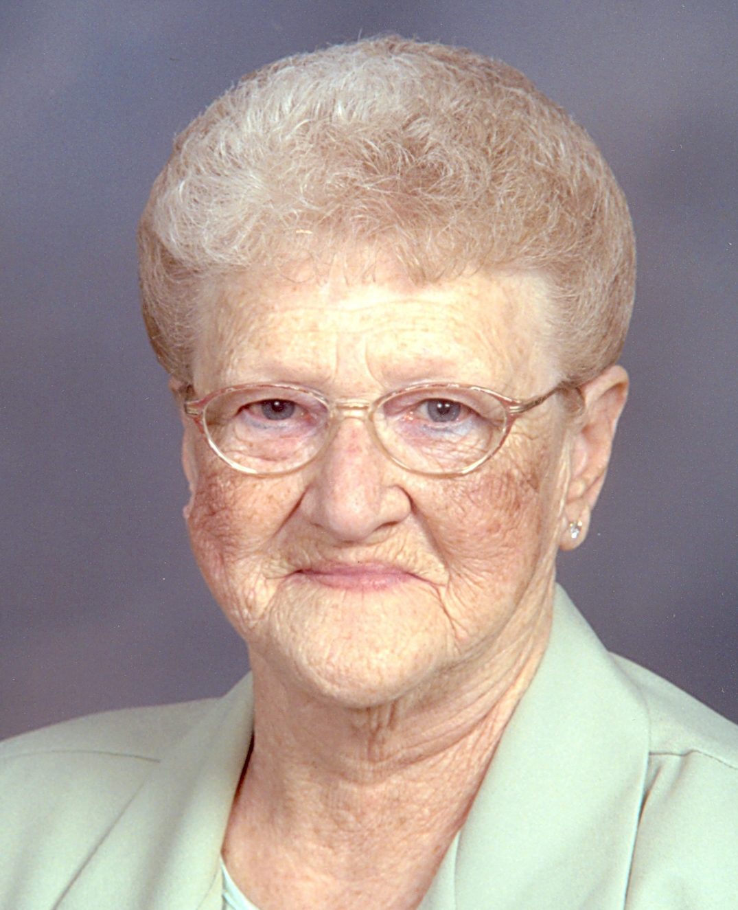 Photo of Leah E. Stoltzfus