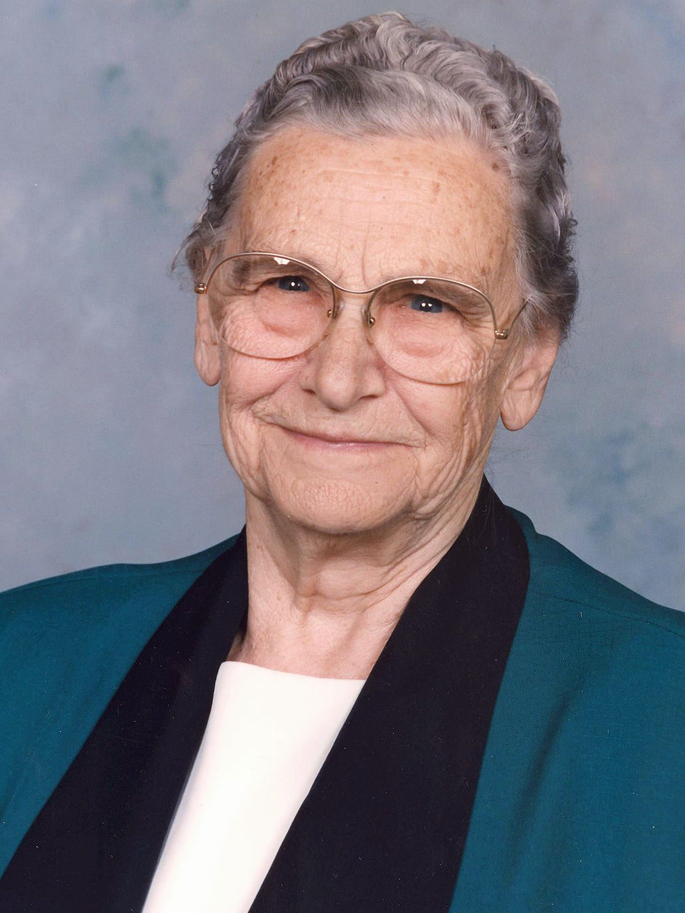 Photo of Ruth B. Leaman