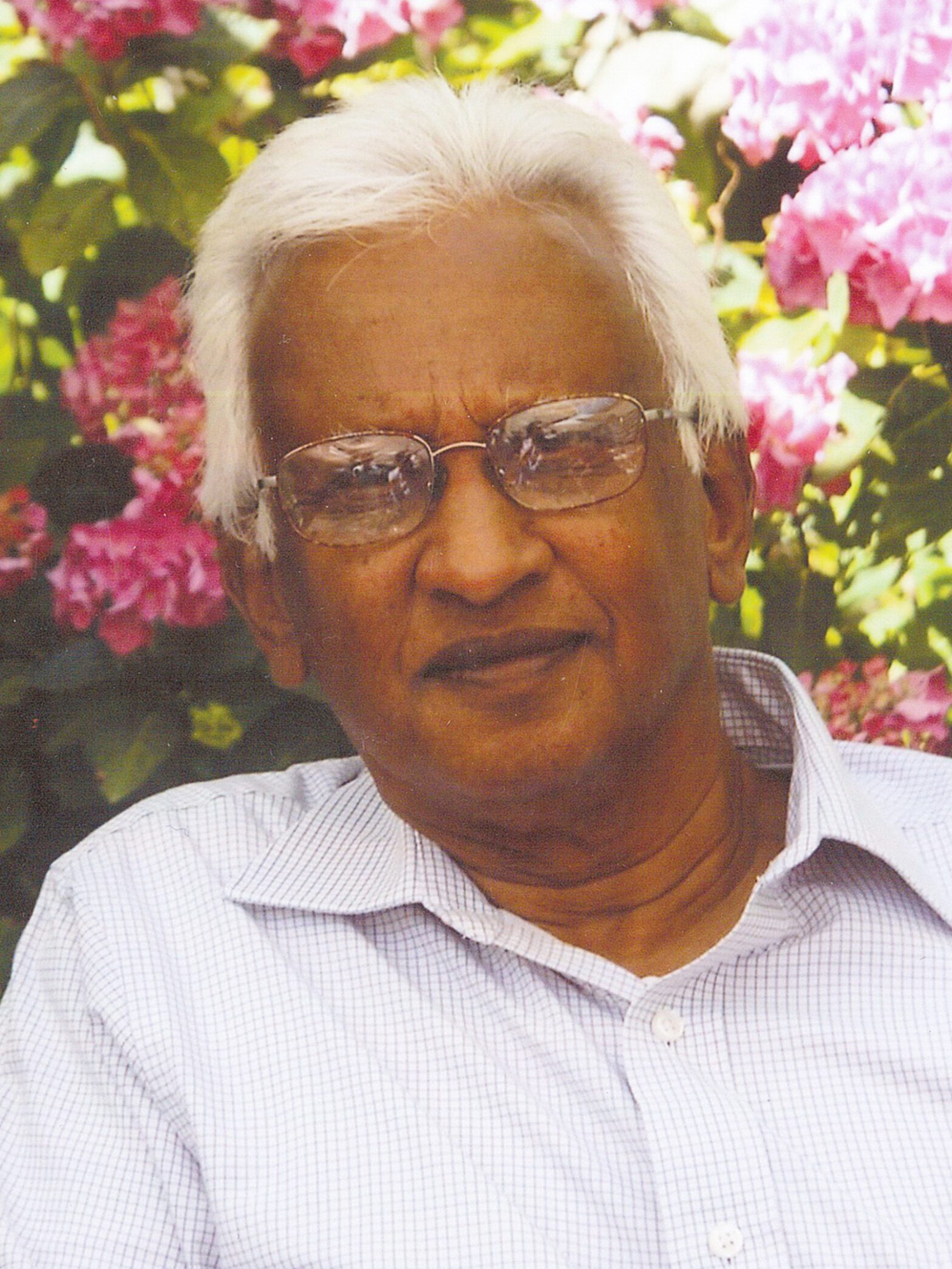 Abraham Verghese's 'The Covenant of Water': A Tale of Family and Legacy
